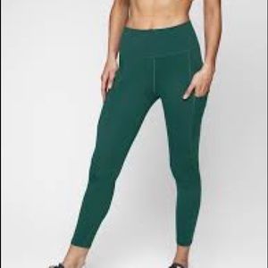 ATHLETA ALL- IN 7/8 TIGHT